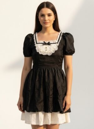 BLACK SHORT LACED FLARED DRESS